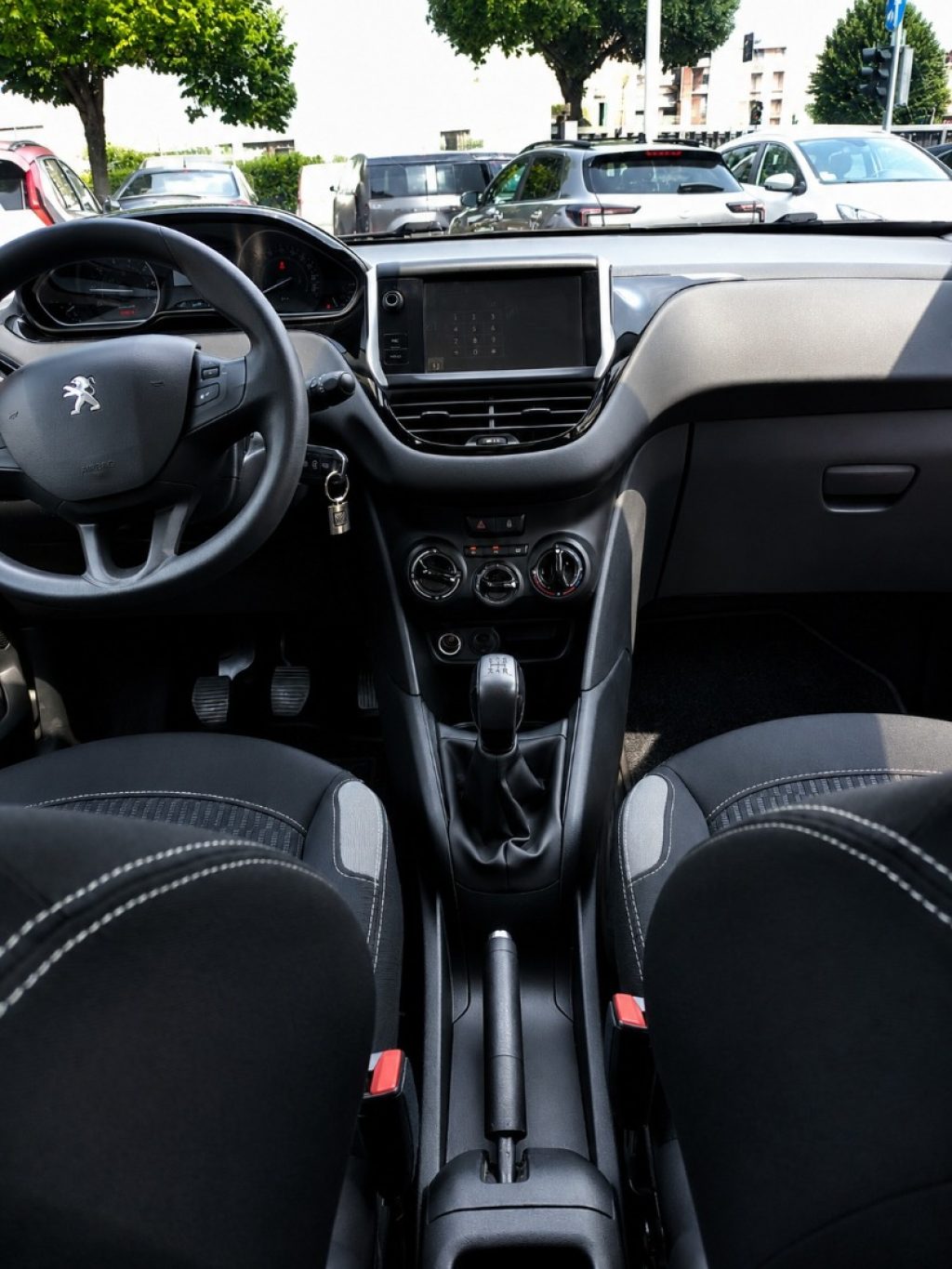 PEUGEOT 208 1° serie PureTech 82 5 porte Allure Unico Propr. - 10