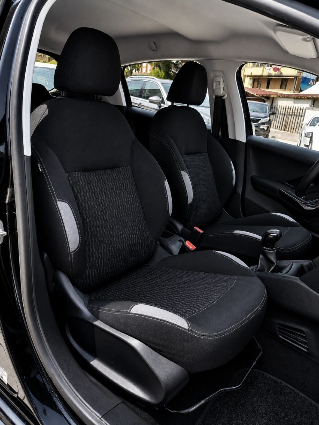 PEUGEOT 208 1° serie PureTech 82 5 porte Allure Unico Propr. - 13