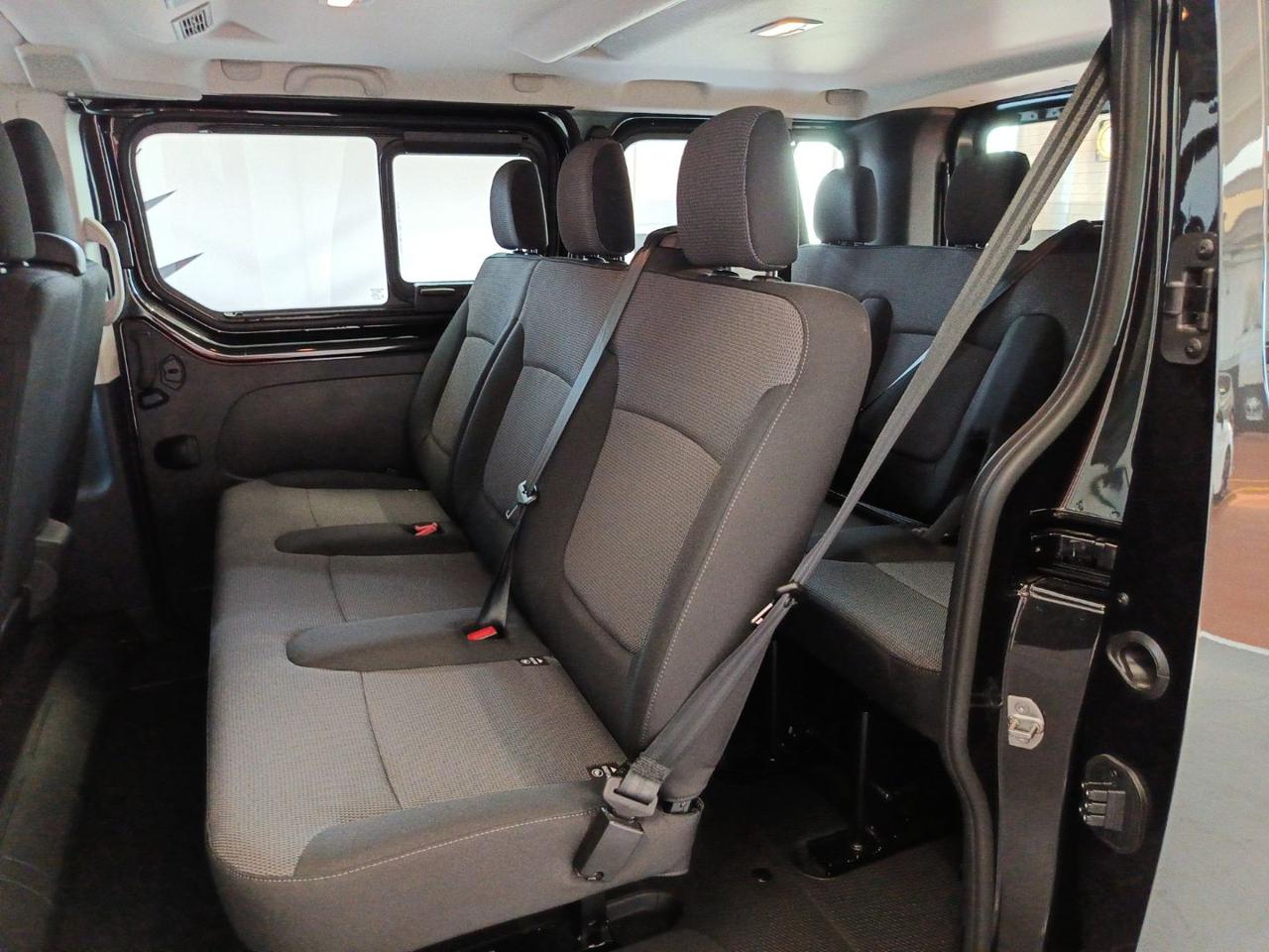 NISSAN Primastar 2.0 dCi 150CV Aut PC-TN Bus Tekna - 9