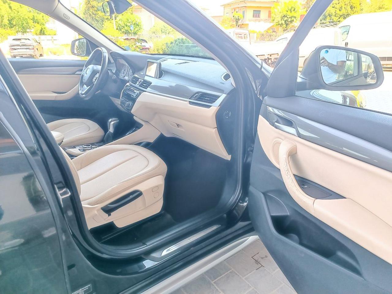BMW X1 sDrive18d xLine - 14