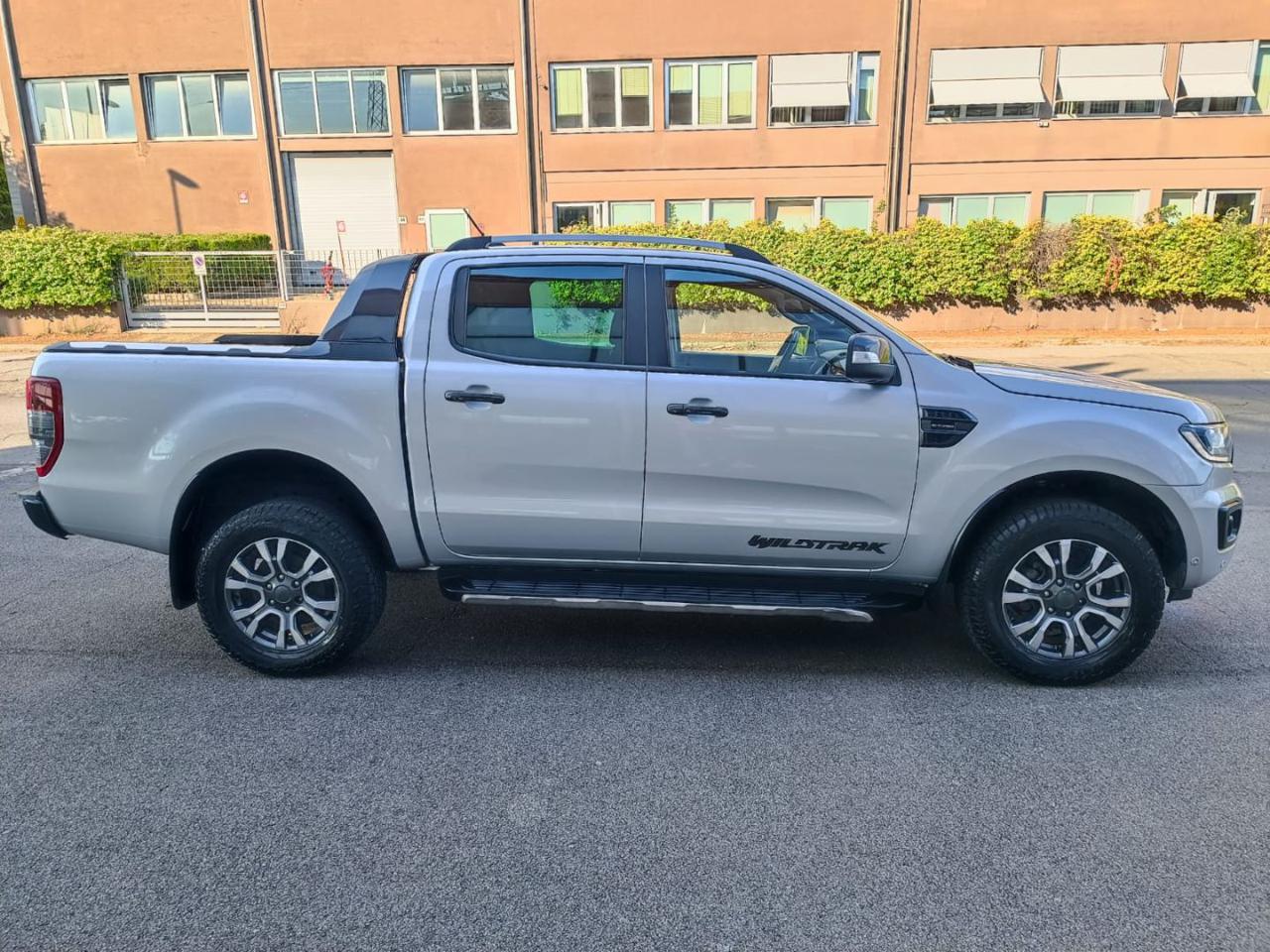 FORD Ranger 2.0 ECOBLUE aut. 213 CV DC Wildtrak 5 posti - 8