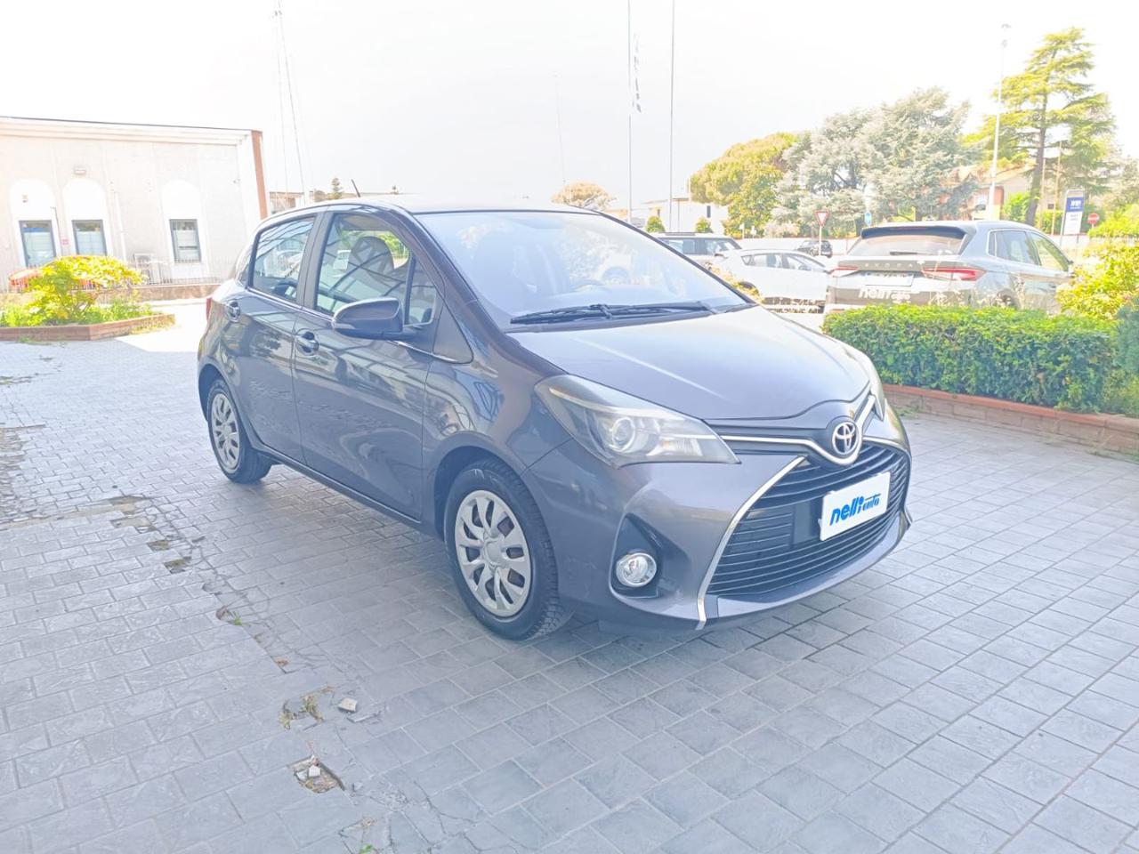 TOYOTA Yaris 1.0 5 porte Active - 25