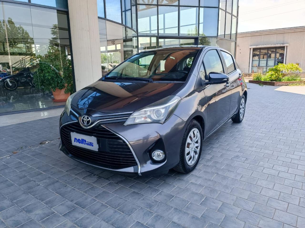 TOYOTA Yaris 1.0 5 porte Active - 7