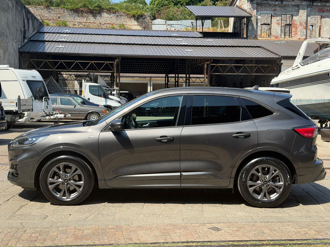 FORD Kuga 2.5 Full Hybrid 190 CV CVT 2WD ST-Line - 4