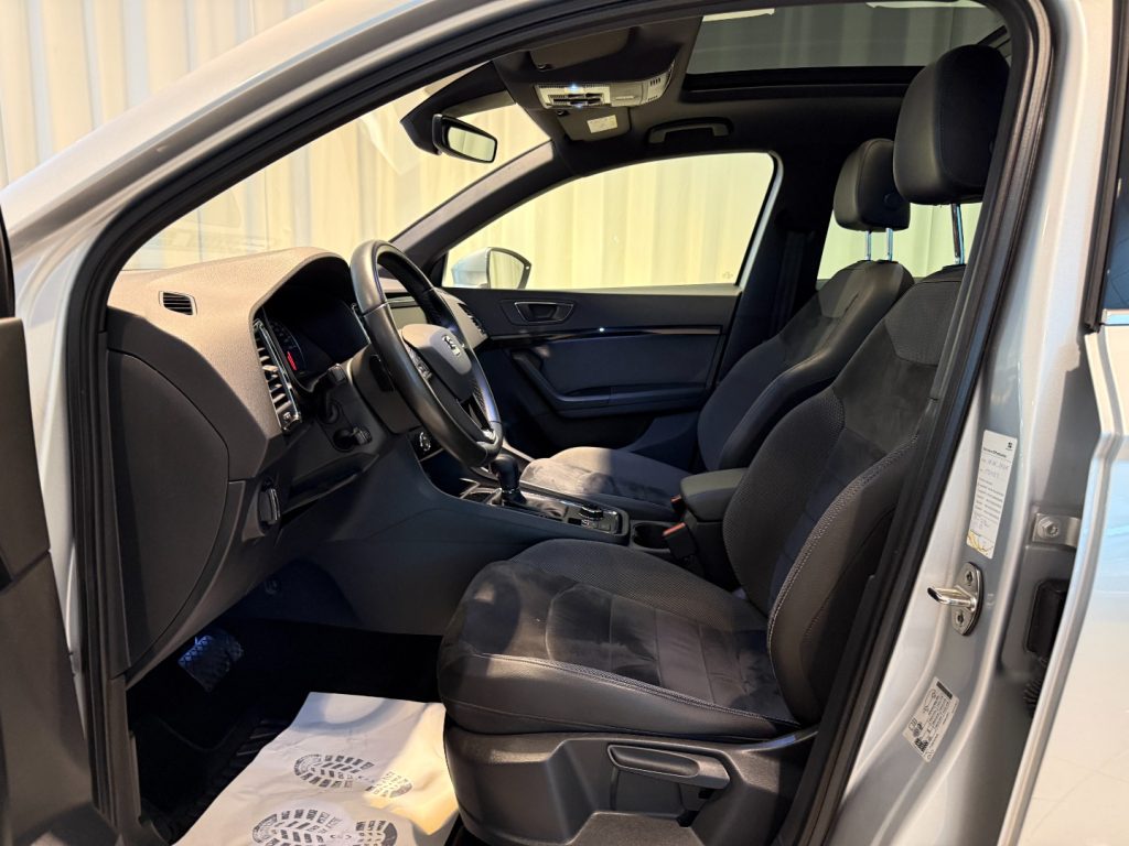 SEAT Ateca 2.0 TDI 4DRIVE DSG XCELLENCE 360° Pano Park Assist - 4