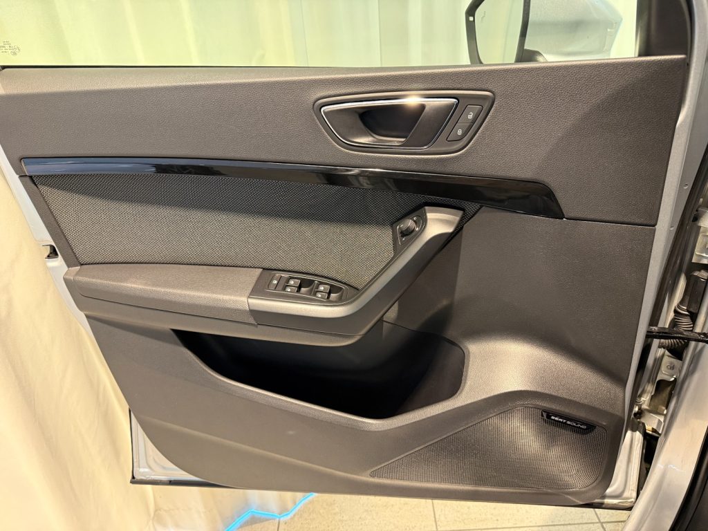 SEAT Ateca 2.0 TDI 4DRIVE DSG XCELLENCE 360° Pano Park Assist - 8