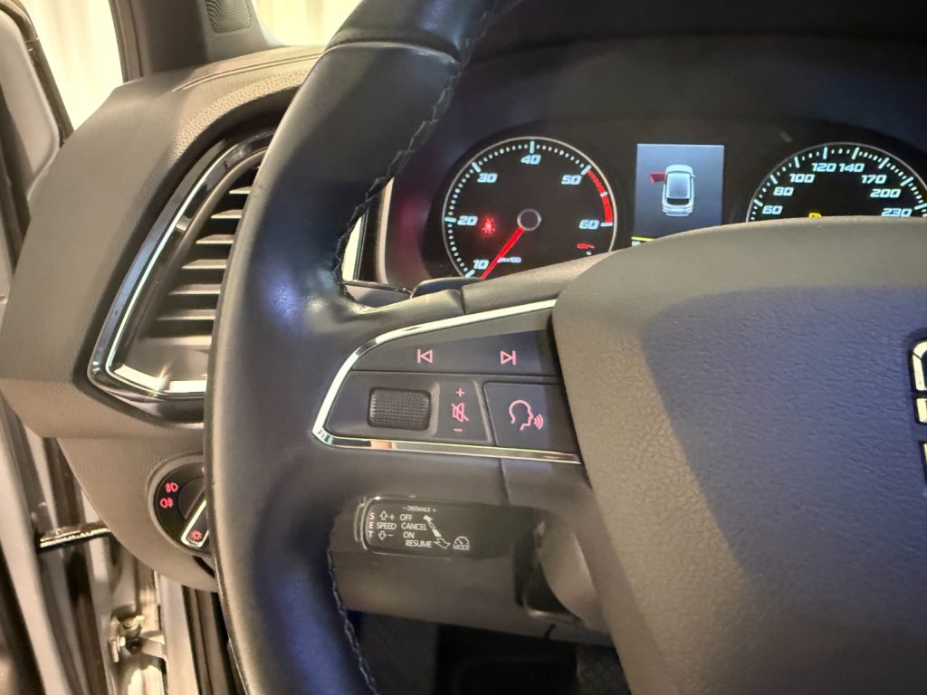SEAT Ateca 2.0 TDI 4DRIVE DSG XCELLENCE 360° Pano Park Assist - 15