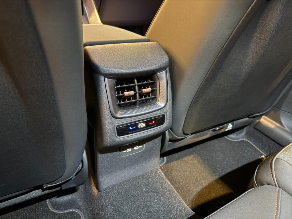 CUPRA Terramar 1.5 e-Hybrid DSG Impulse PHEV Pano Sennheiser 20 - 9