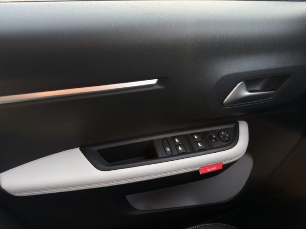 CITROEN C3 PureTech Turbo 100 S&S Max - 17