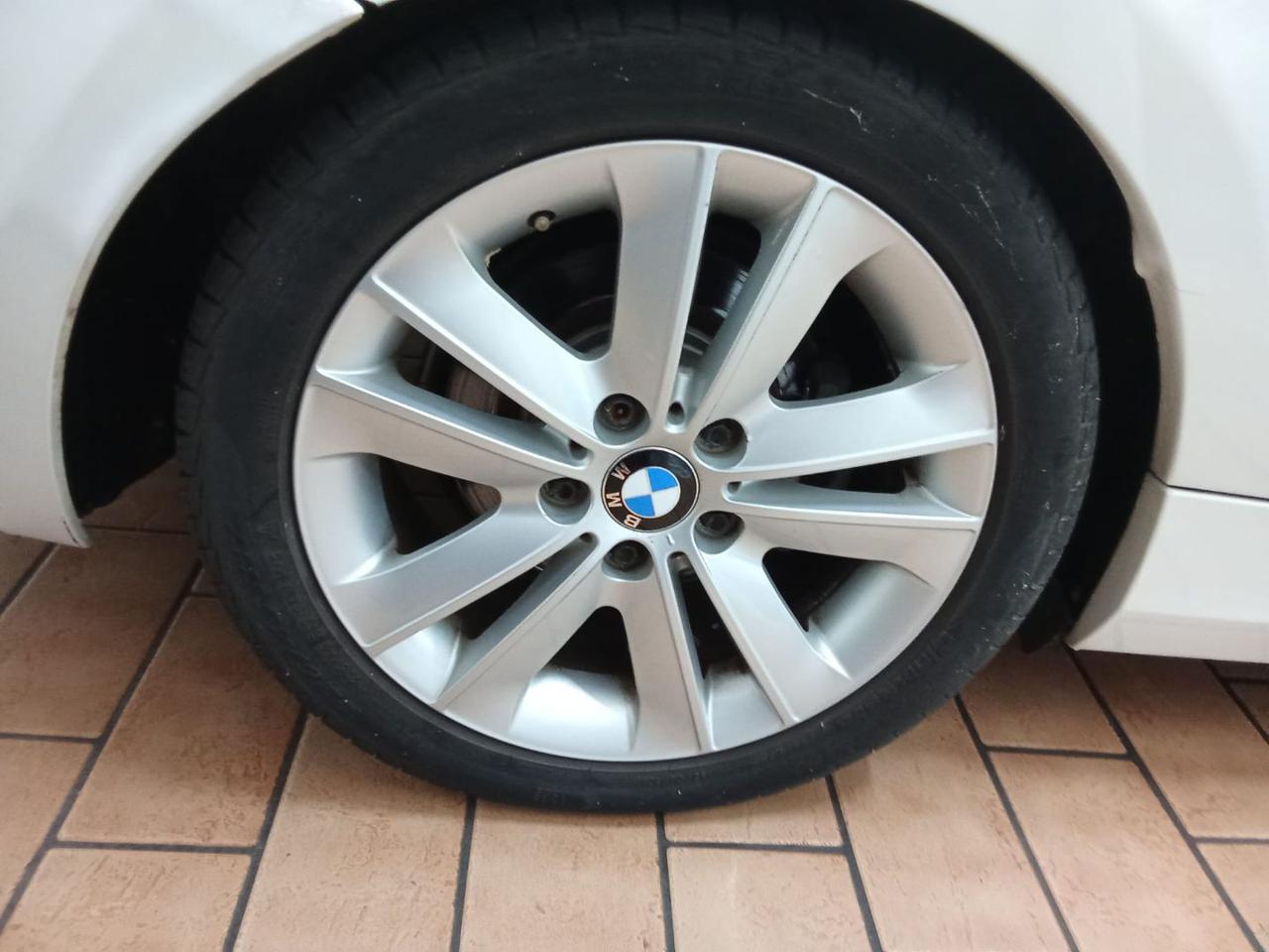 BMW 118 d 2.0 143CV Cabrio Futura - 20