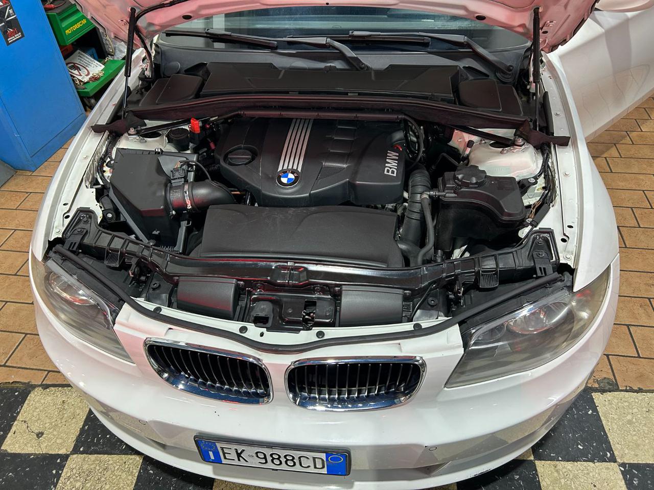 BMW 118 d 2.0 143CV Cabrio Futura - 16