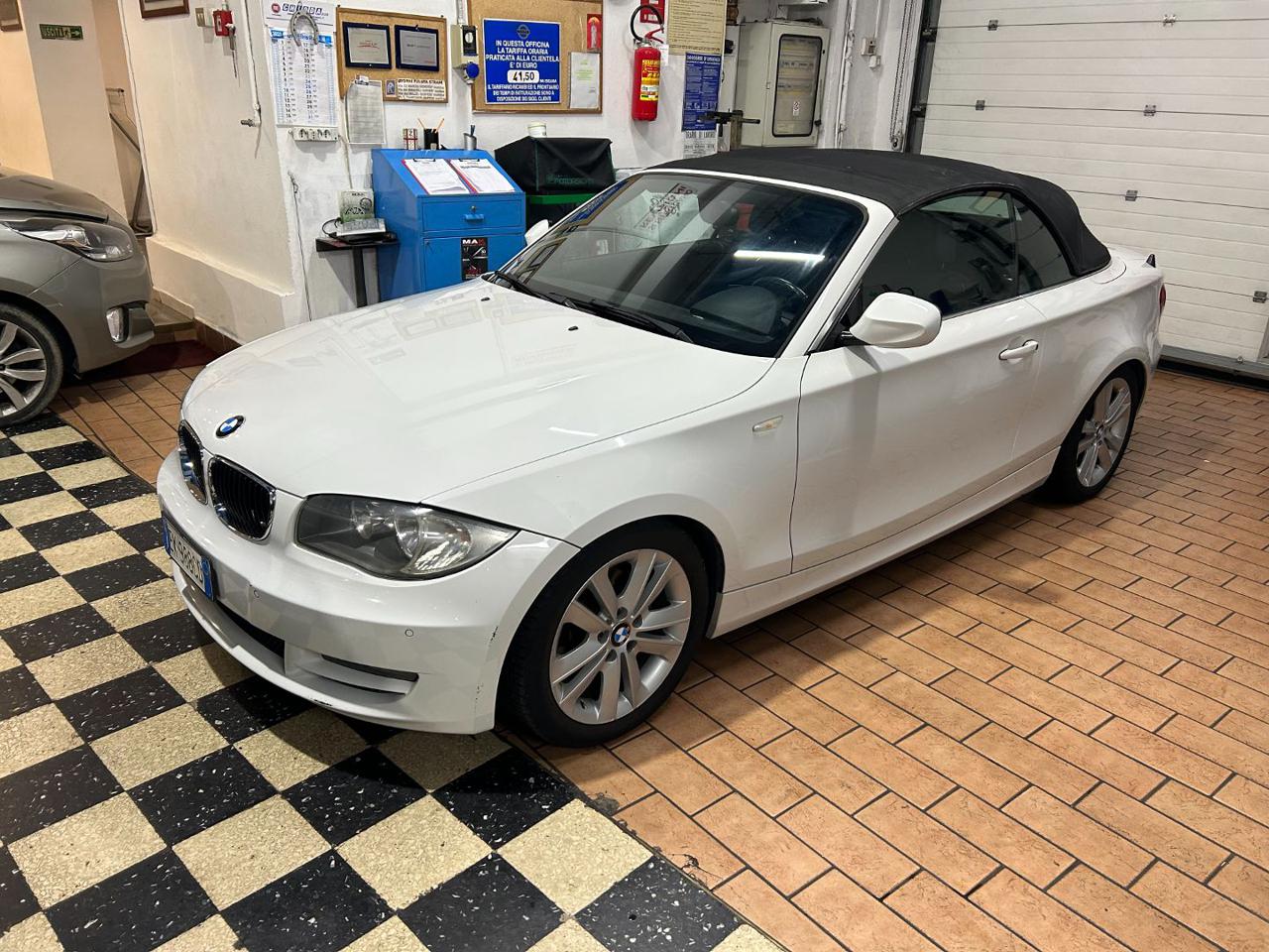 BMW 118 d 2.0 143CV Cabrio Futura - 12