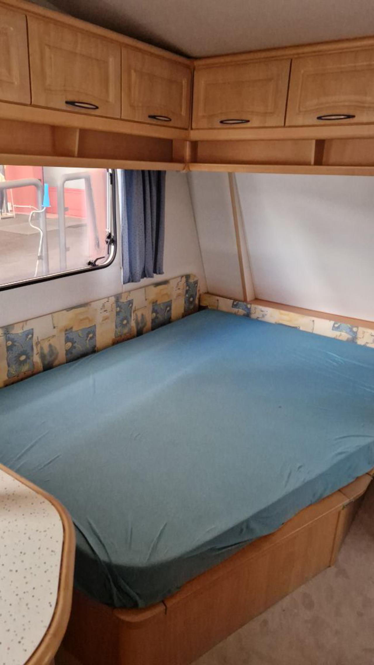 540  caravan usata FAMIGLIARE  6 p  largh 2.5