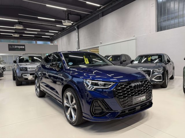 AUDI Q3 Azzurro metallizzato