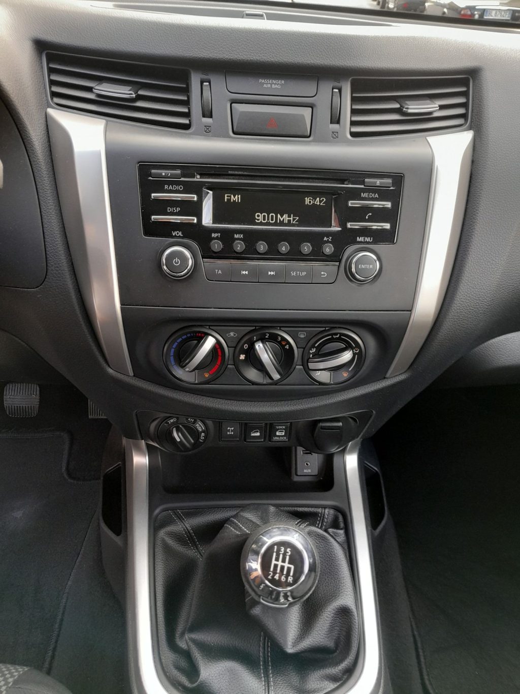 NISSAN Navara 2.3 dCi 160cv Double Cab 4WD - 11