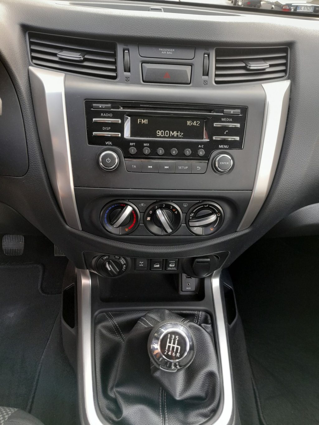 NISSAN Navara 2.3 dCi 160cv Double Cab 4WD - 11