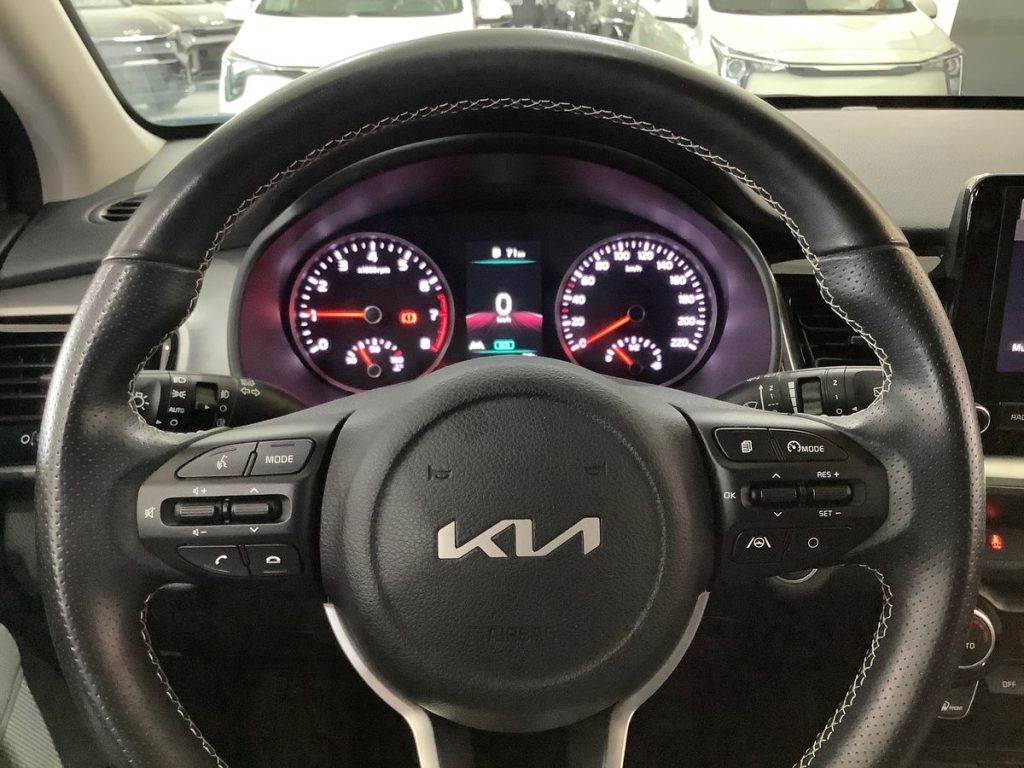 KIA Stonic 1.0 T-GDi 100 CV MHEV MT Black Edition - 19