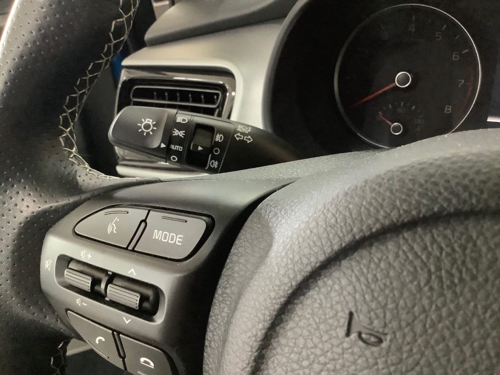 KIA Stonic 1.0 T-GDi 100 CV MHEV MT Black Edition - 20