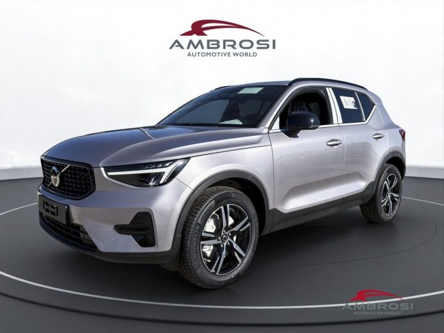 VOLVO XC40 B3 Mild hybrid Benzina Plus Dark 