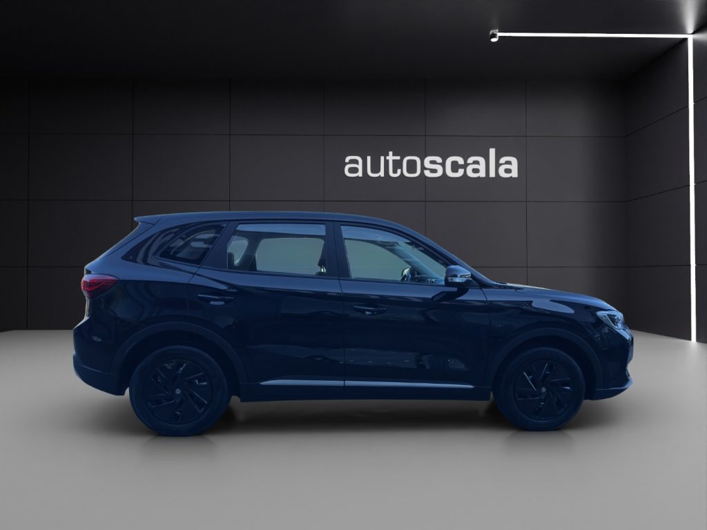MG ZS 1.5 Standard Ice - 6