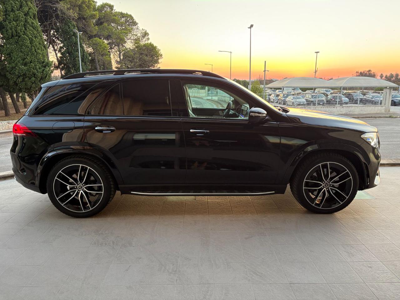MERCEDES-BENZ GLE 400 d 4Matic Premium Plus 7 POSTI-TETTO APR/PAN - 4
