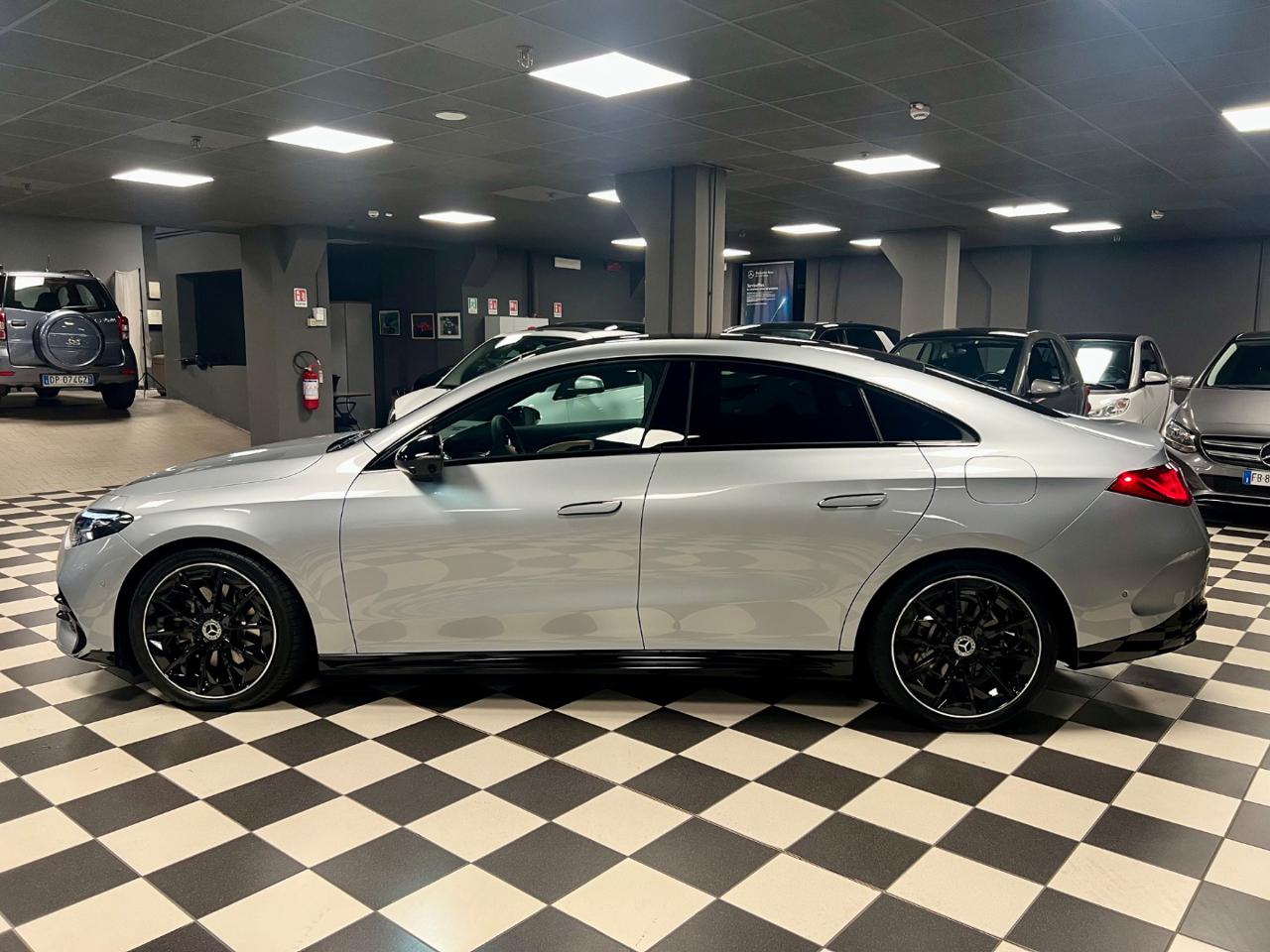 MERCEDES-BENZ CLA 200 4Matic Premium - 2