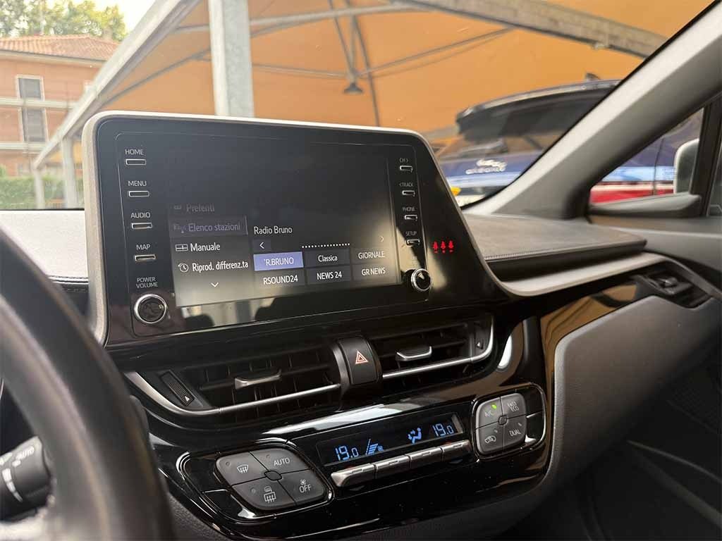 TOYOTA C-HR 1.8h Business e-cvt TELECAMERA CARPLAY PREZZO REAL - 17