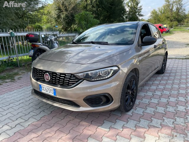 FIAT Tipo Oro metallizzato