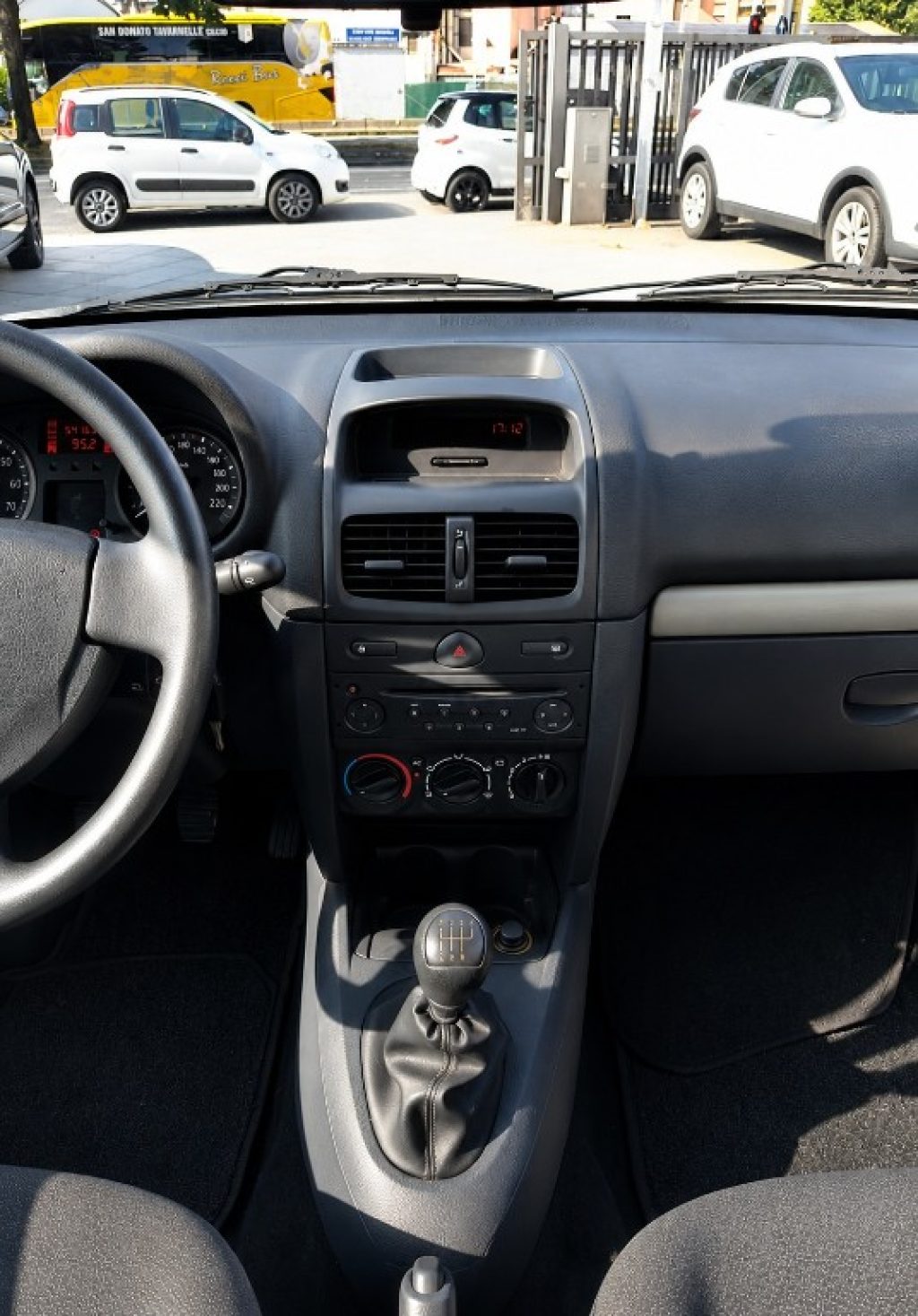 RENAULT Clio 1.2 cat 5 porte Ice Unico Proprietario - 9