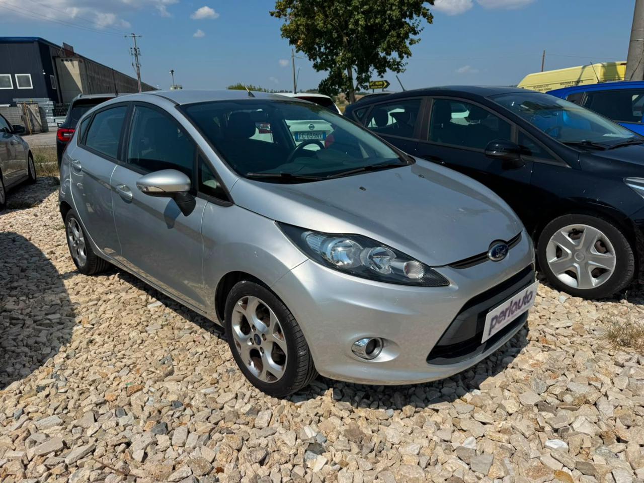 FORD Fiesta Ikon 1.4 5 porte Bz.- GPL - 2