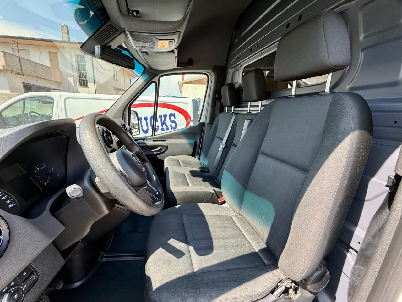MERCEDES-BENZ SPRINTER  317 CDI - 8