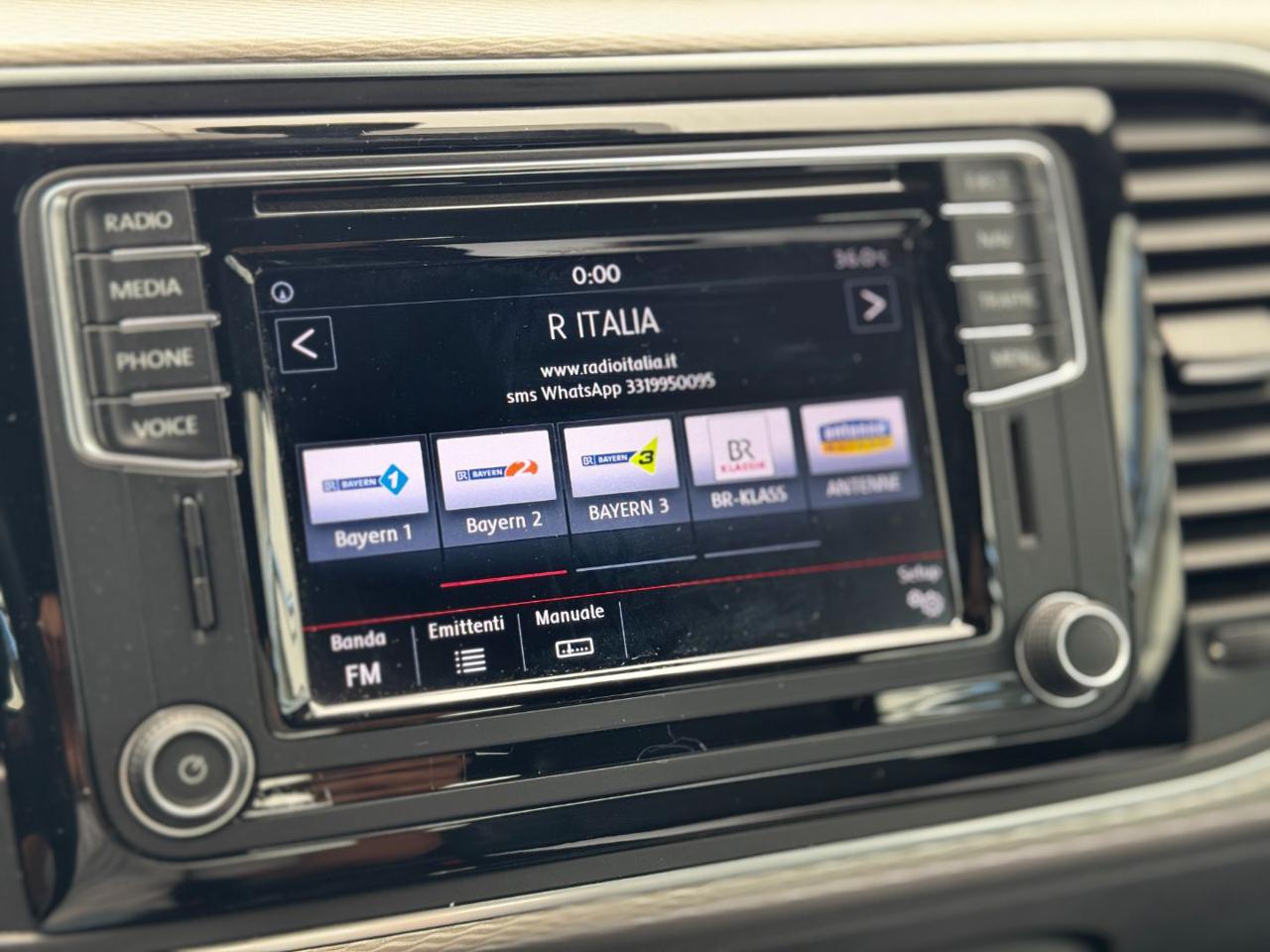 VOLKSWAGEN Maggiolino Cabrio 2.0 TDI DSG R-Line - 33