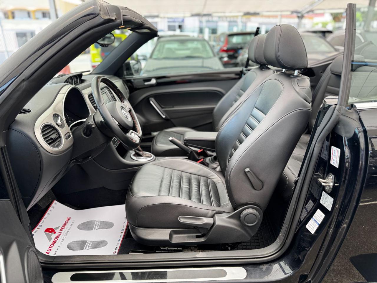 VOLKSWAGEN Maggiolino Cabrio 2.0 TDI DSG R-Line - 6