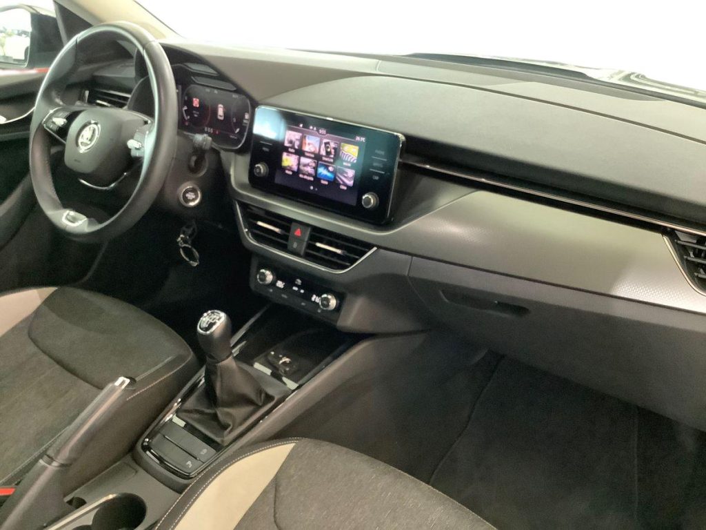 SKODA Kamiq 1.0 TSI Black Dots - 9