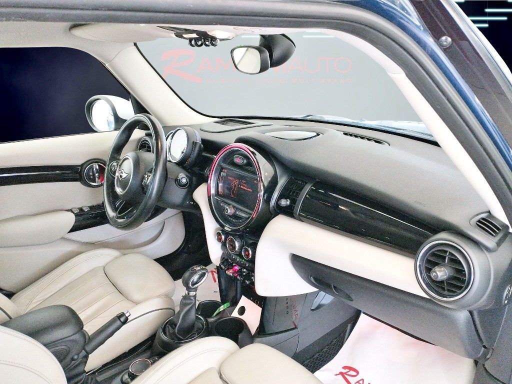 MINI Cooper D 1.5 Cooper D 5 porte Automatica Pronta Consegna - 20