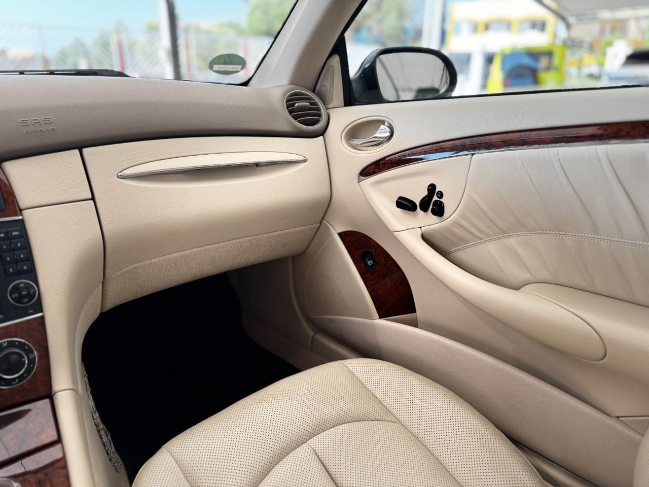 MERCEDES-BENZ CLK 350 V6 Elegance Designo (Tetto/Pelle/Sed.Risc./Xeno) - 19