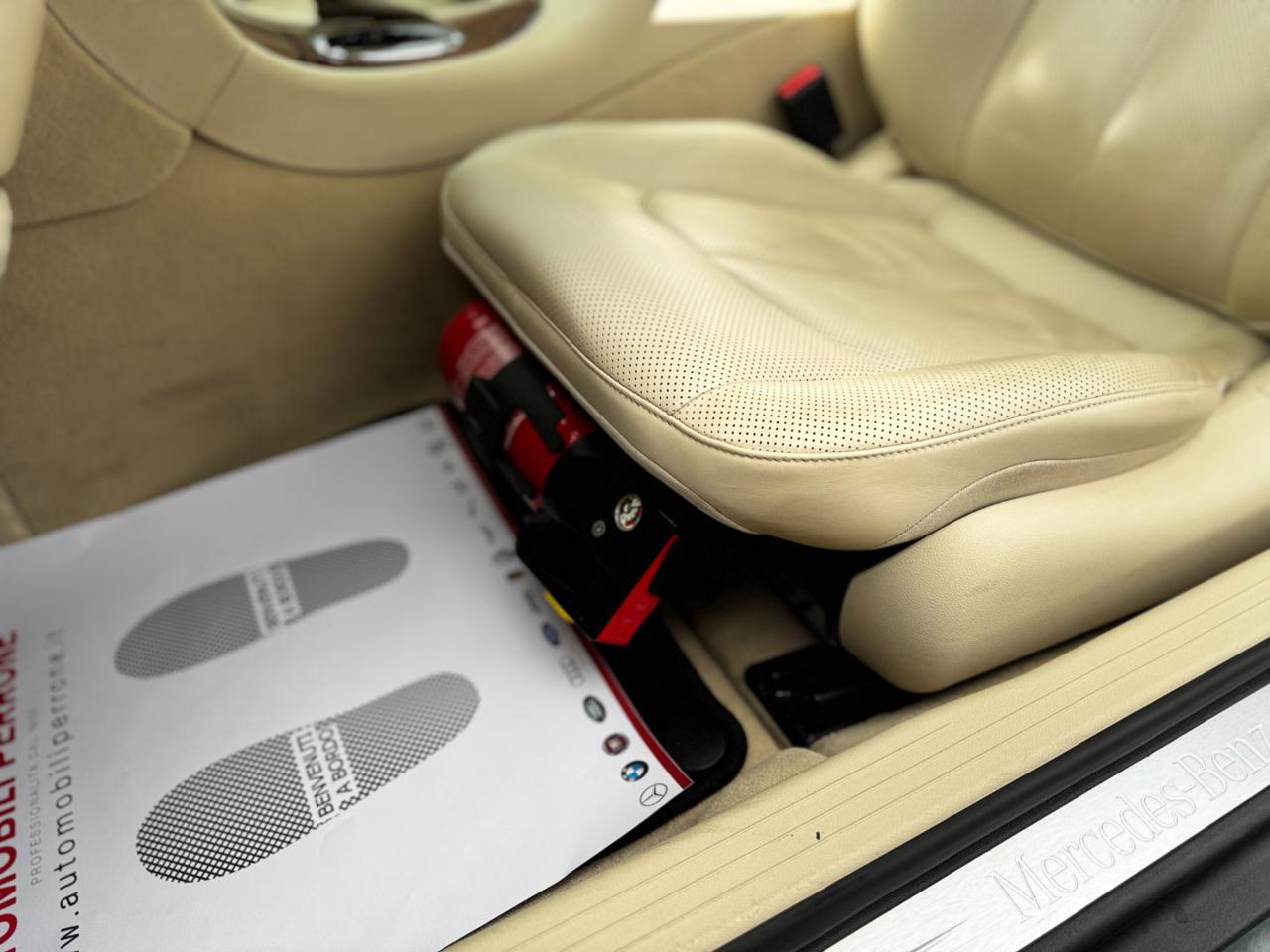 MERCEDES-BENZ CLK 350 V6 Elegance Designo (Tetto/Pelle/Sed.Risc./Xeno) - 21