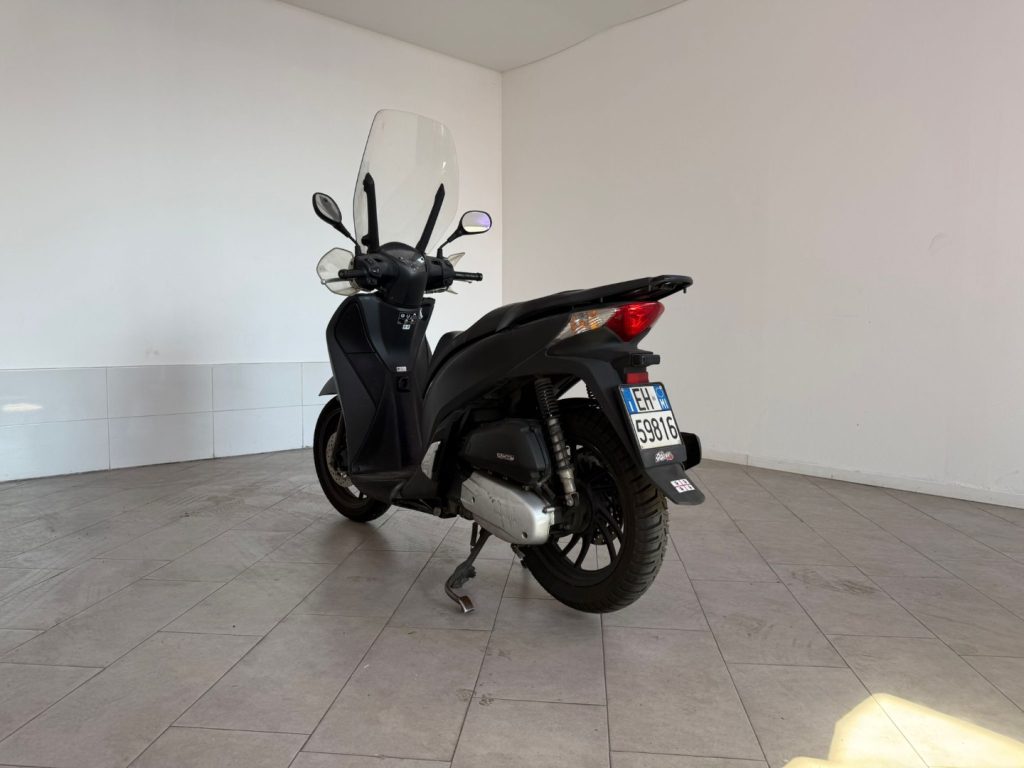 HONDA SH 125 Sporty ABS - 5
