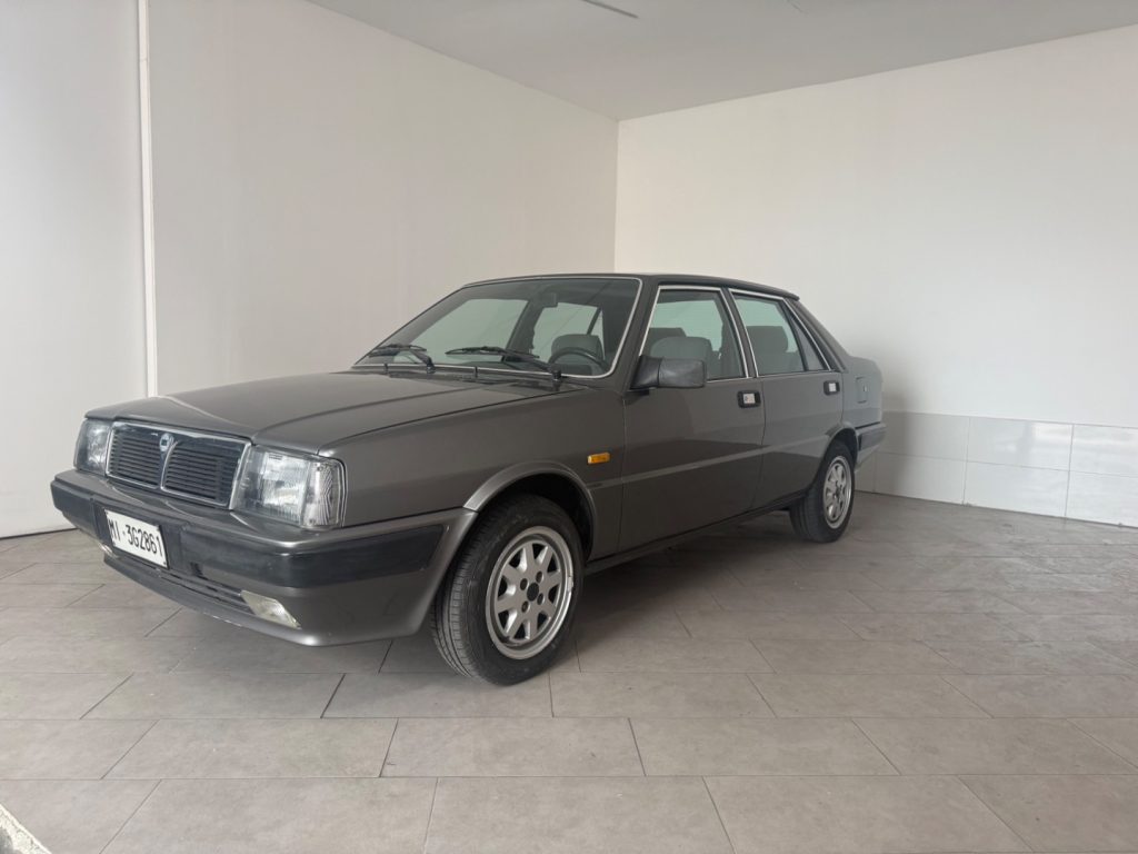 LANCIA Prisma 1.5 - 12