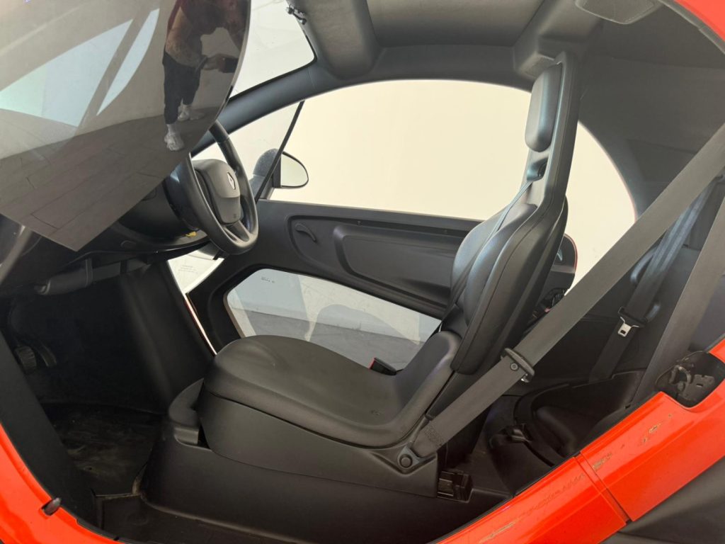 RENAULT Twizy LIFE 80 - 7