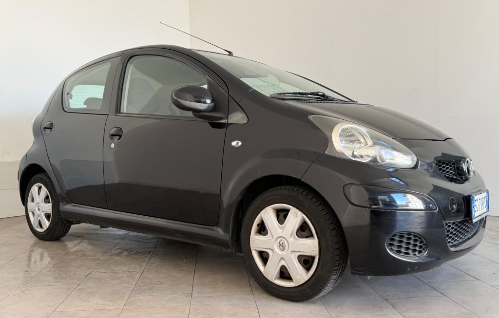 TOYOTA Aygo 1.0 12V VVT-i .5 porte - 2