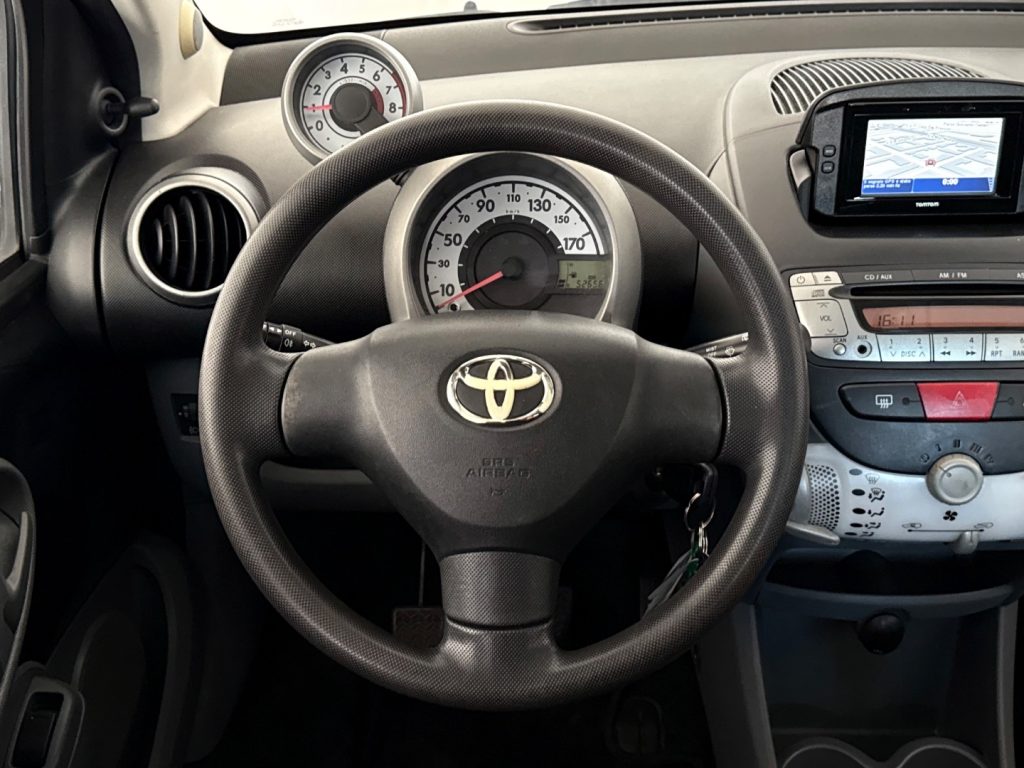 TOYOTA Aygo 1.0 12V VVT-i .5 porte - 11