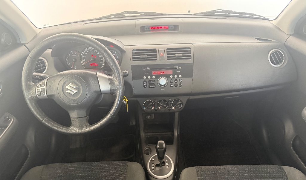SUZUKI Swift 1.3 5p. GL - 13