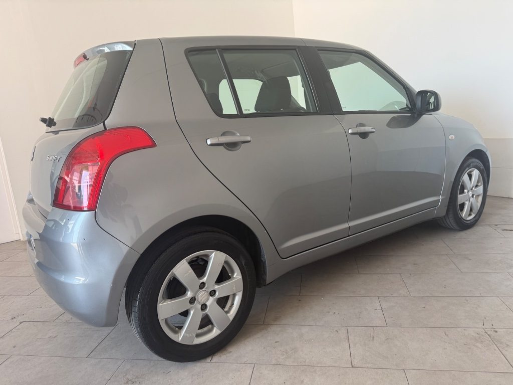 SUZUKI Swift 1.3 5p. GL - 4