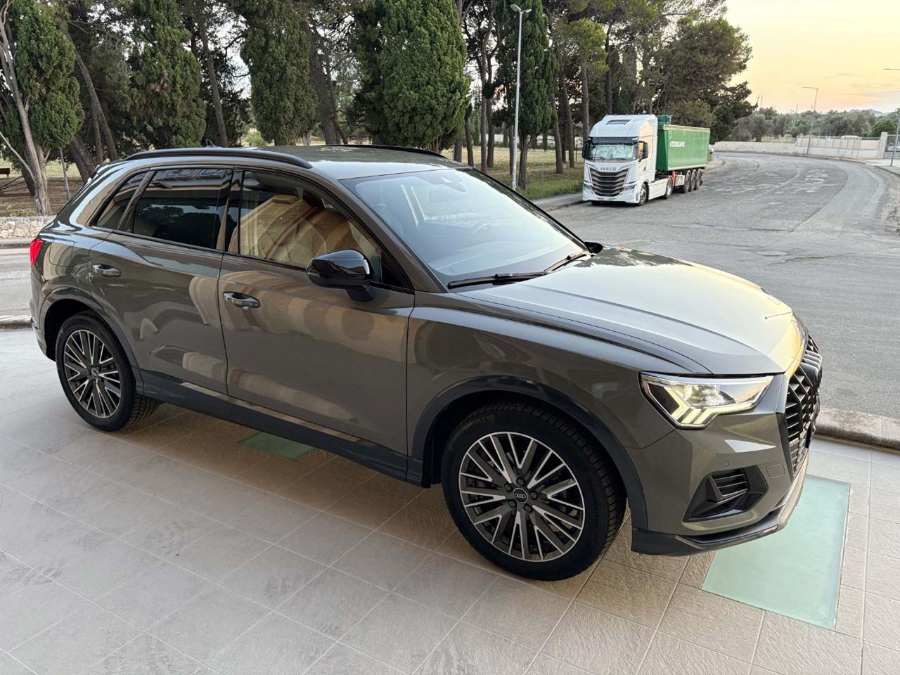 AUDI Q3 35 TDI S tronic Business Advanced-CERCHI 19 - 3