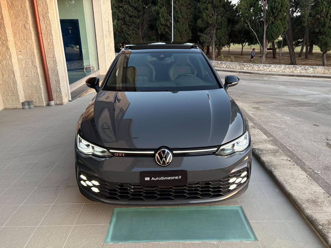 VOLKSWAGEN Golf GTI 2.0 TSI DSG TETTO-LED-CERCHI 18. - 2