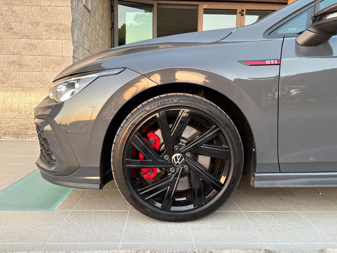 VOLKSWAGEN Golf GTI 2.0 TSI DSG TETTO-LED-CERCHI 18. - 45
