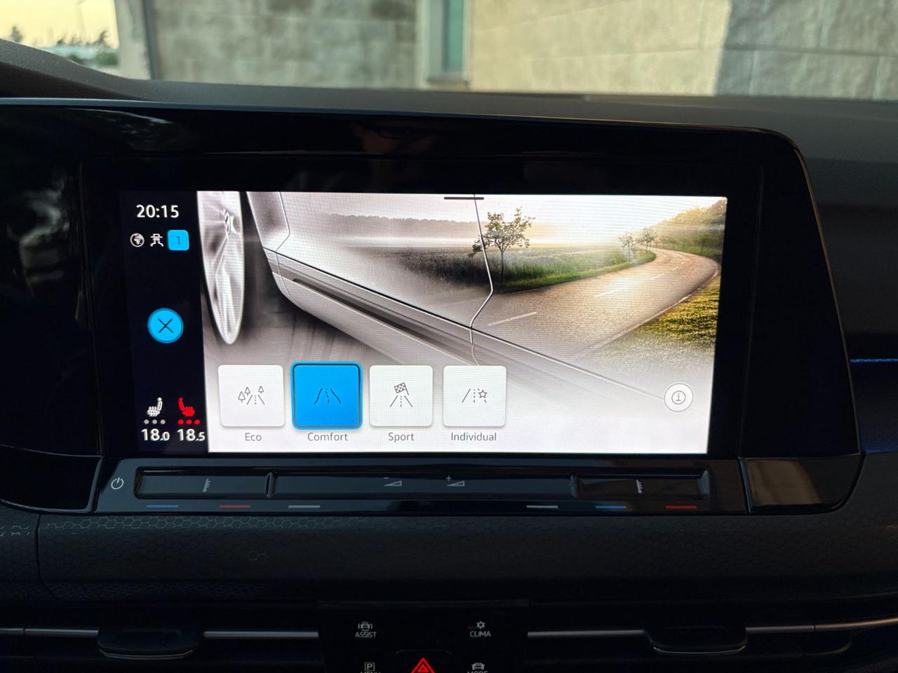 VOLKSWAGEN Golf GTI 2.0 TSI DSG TETTO-LED-CERCHI 18. - 32