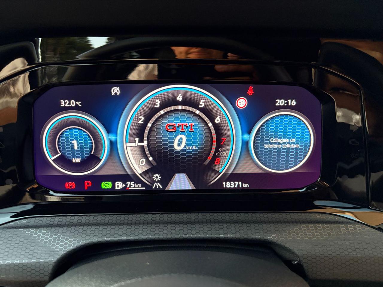 VOLKSWAGEN Golf GTI 2.0 TSI DSG TETTO-LED-CERCHI 18. - 24
