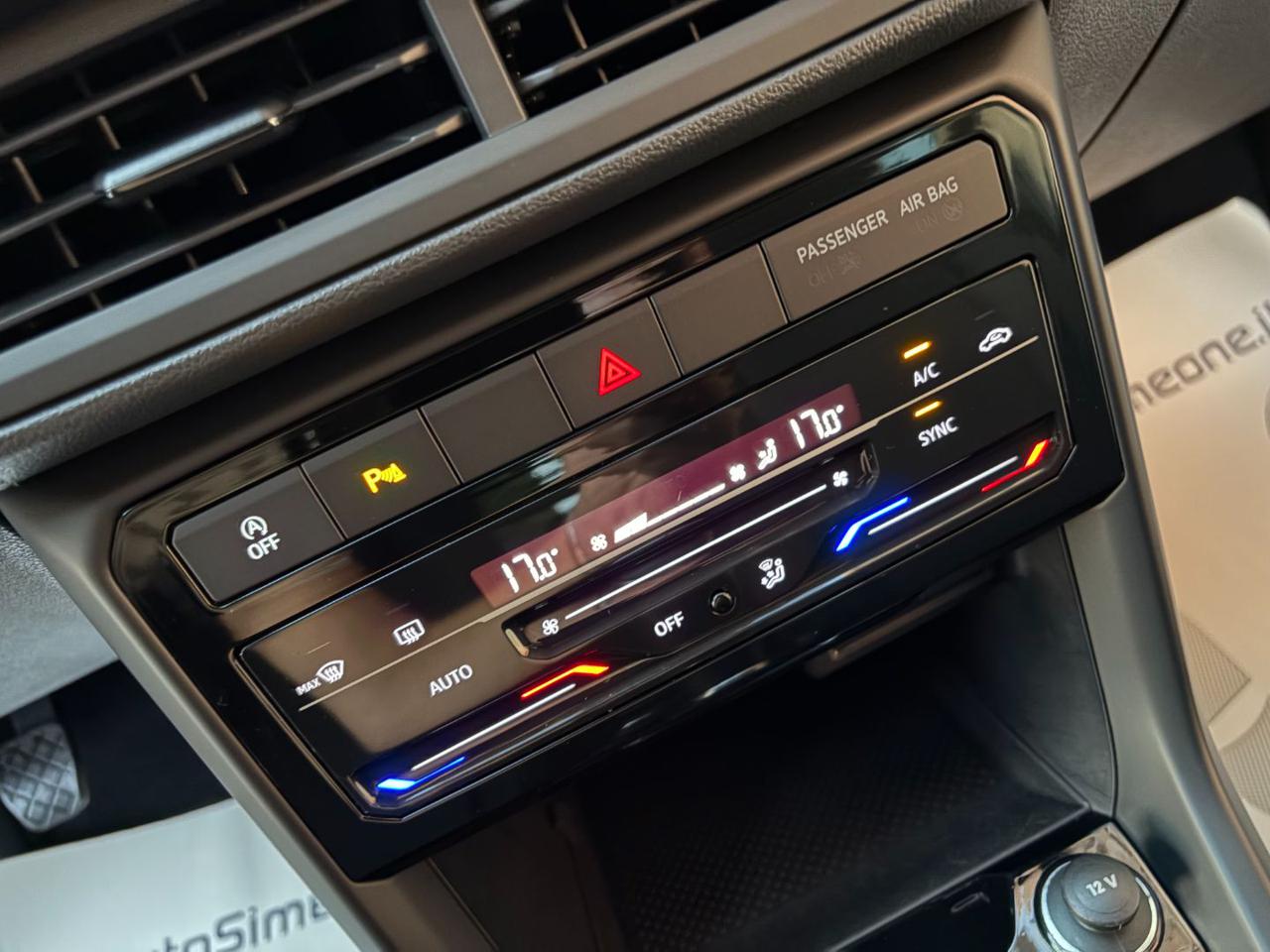 VOLKSWAGEN T-Cross 1.0 TSI R-LINE BMT CARPLAY-VETRI OSCURATI - 21